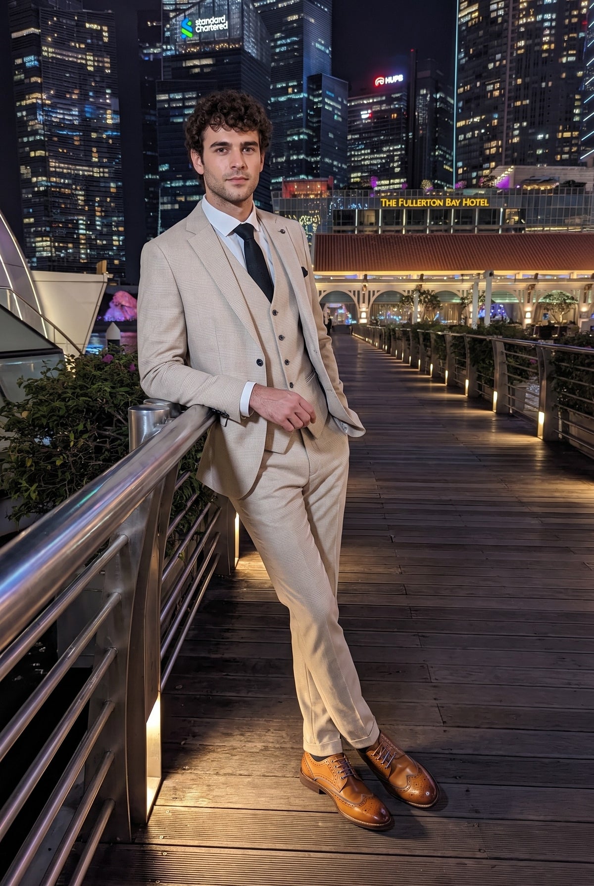 Look #772 styled with Regent - krēmkrāsas trīsdaļīgs rūtainais kāzu uzvalks vīriešiem