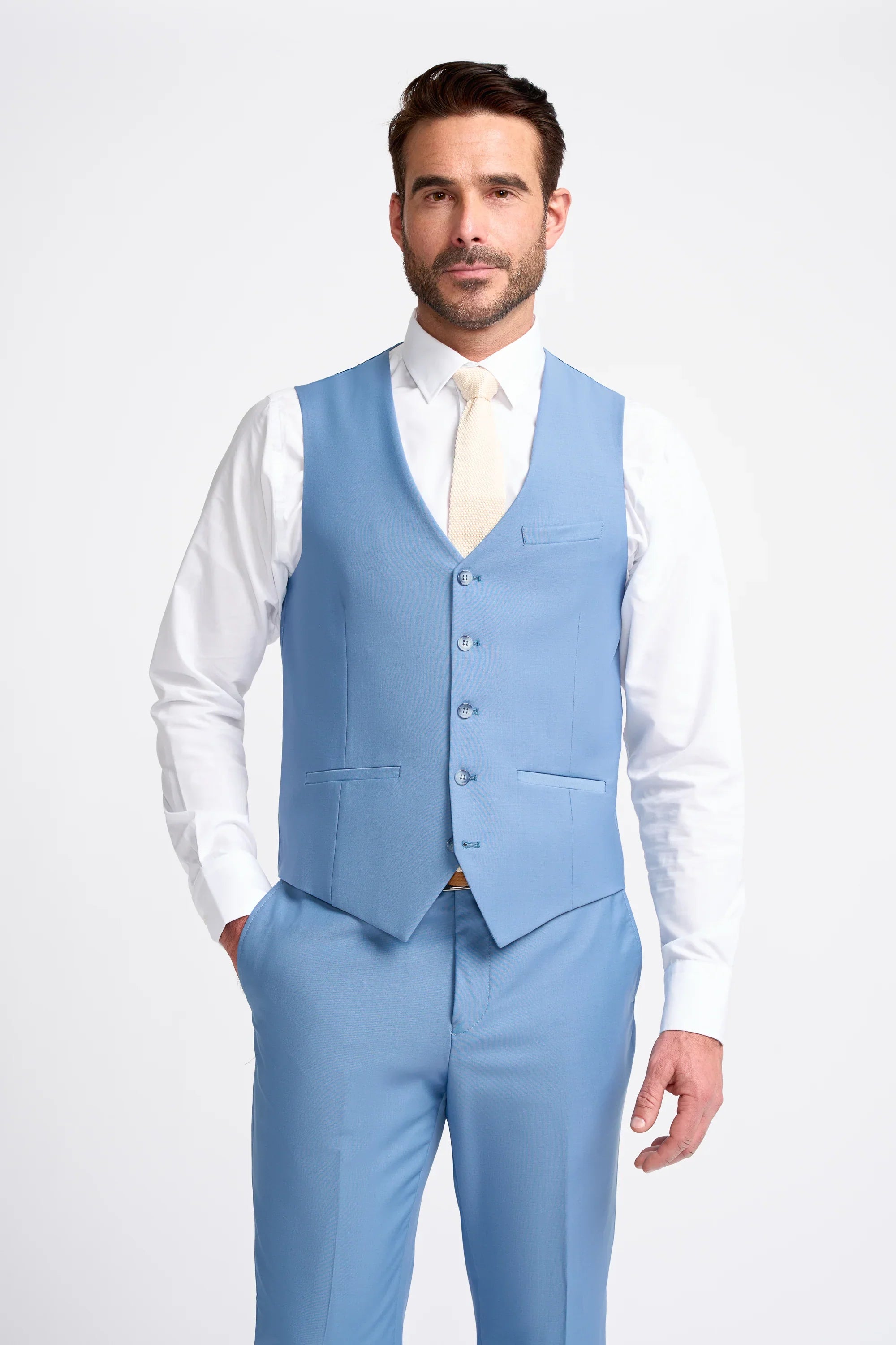 Bond - vīriešu debeszila veste