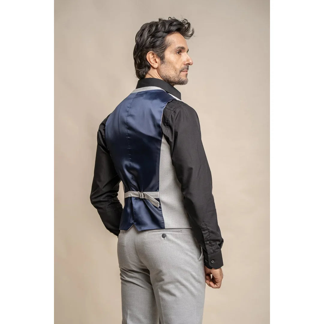 Vīriešu klasiskā pelēkā veste "Furious"