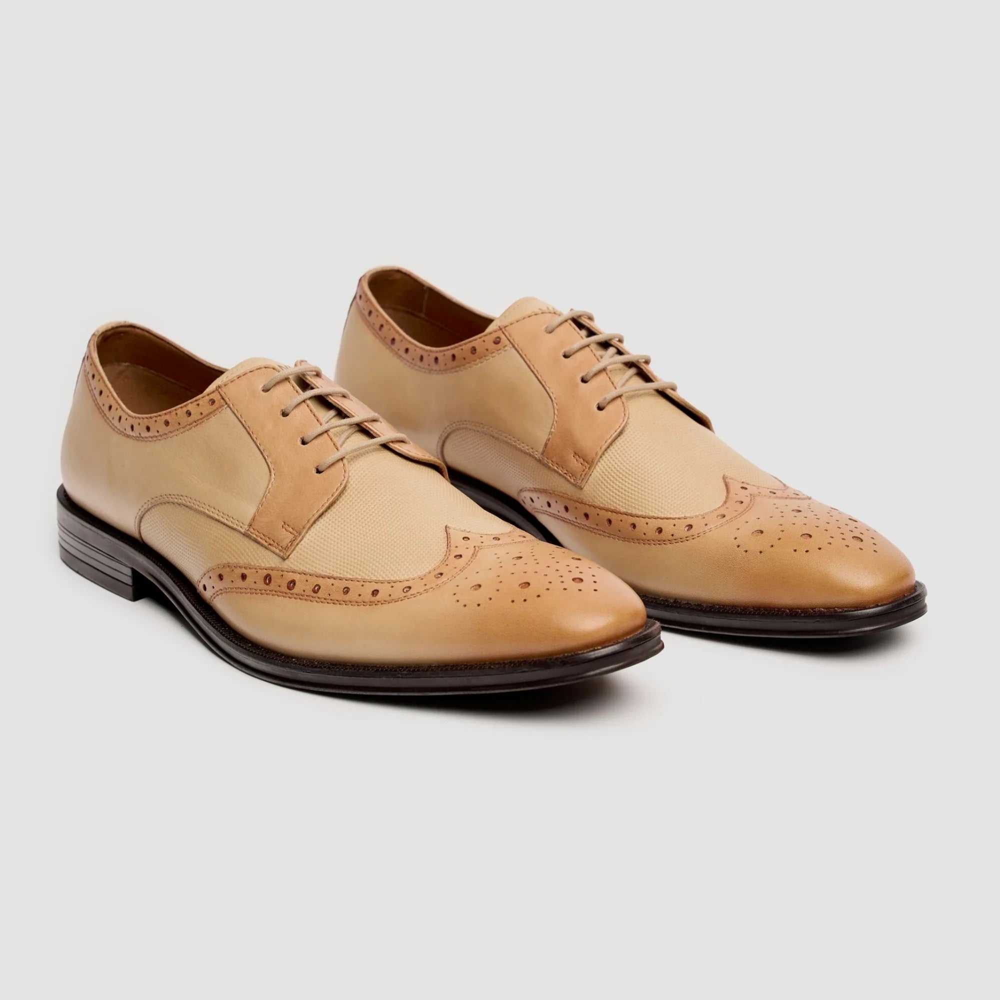 Lorenzo - vīriešu ziloņkaula krāsas pulētas ādas Oxfords kurpes