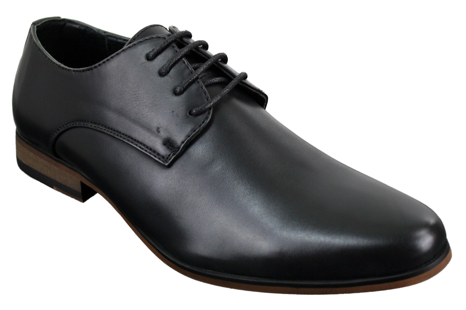 Vīriešu apavi ar šņorēm, vienkāršiem ādas oderējumiem, eleganti, ikdienas, formāli, melni